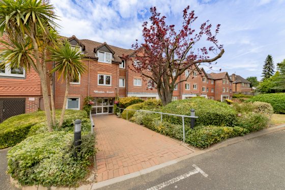 Farnham Close